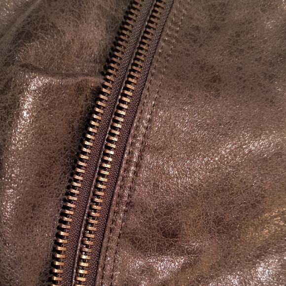 Matt & Nat Brass Chain Green/Kaki  Crossbody Bag - Picture 6 of 11